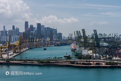 Pelabuhan Tuas Singapura akan menambah tiga dermaga baharu bagi menangani kesesakan