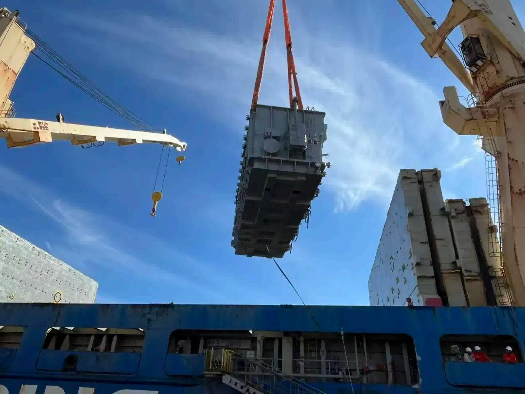 Dua Transformer 128 Tan Berlayar ke Afrika: Mengapa Setiap Lif Berat Adalah Ujian Kemahiran dan Tanggungjawab